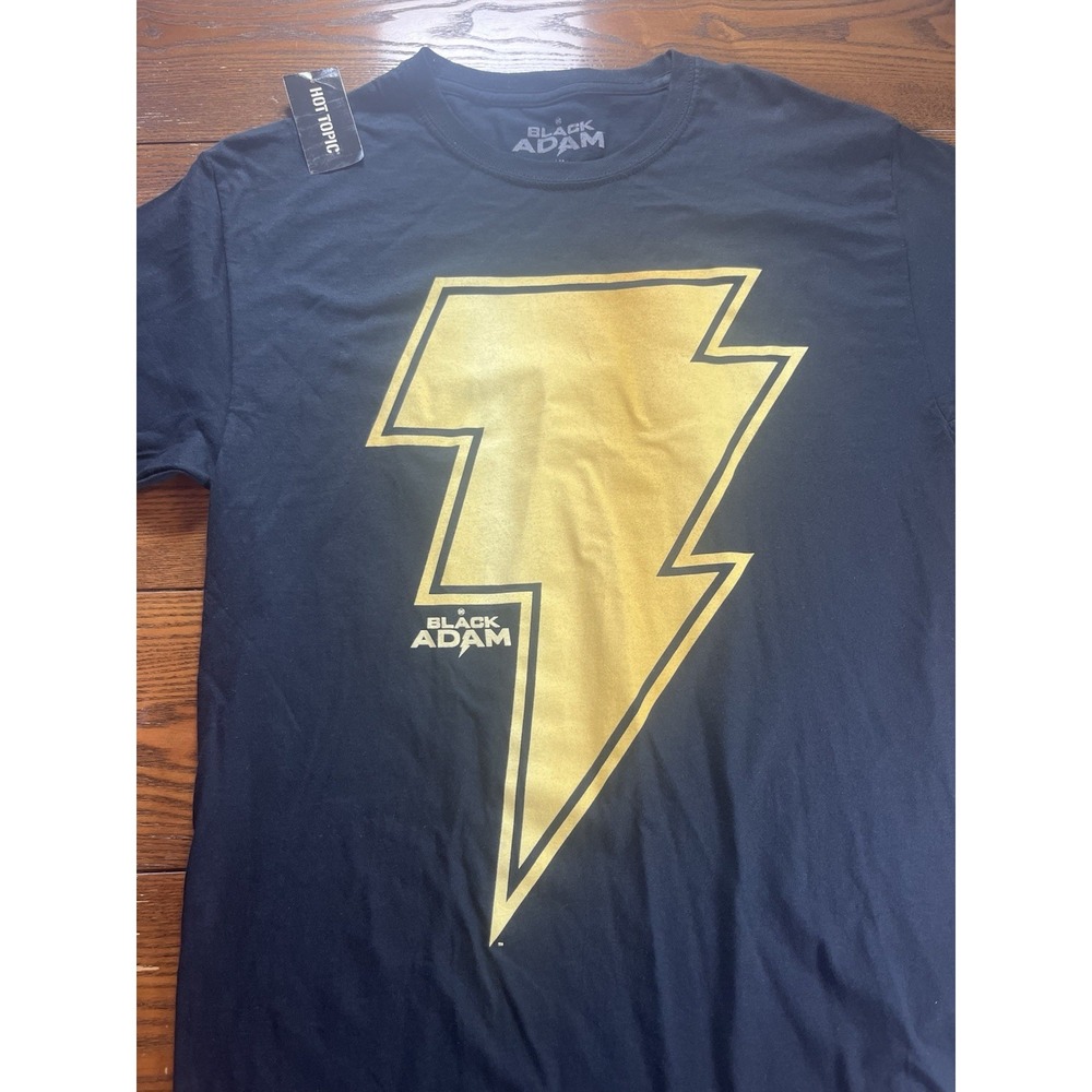 NEW Hot Topic DC Comics Black Adam Lightening Bolt Black Shirt Size M Cotton NWT